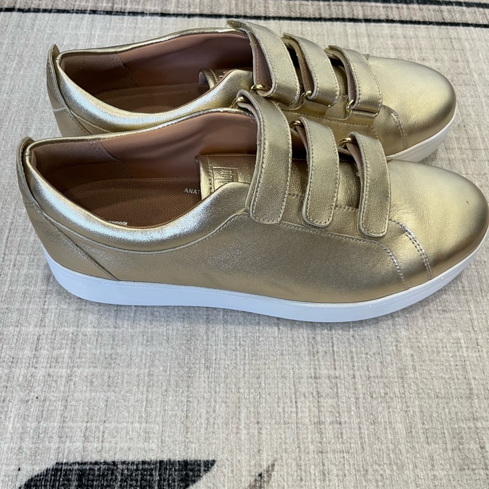 fitflop Rally Gold Velcro 9